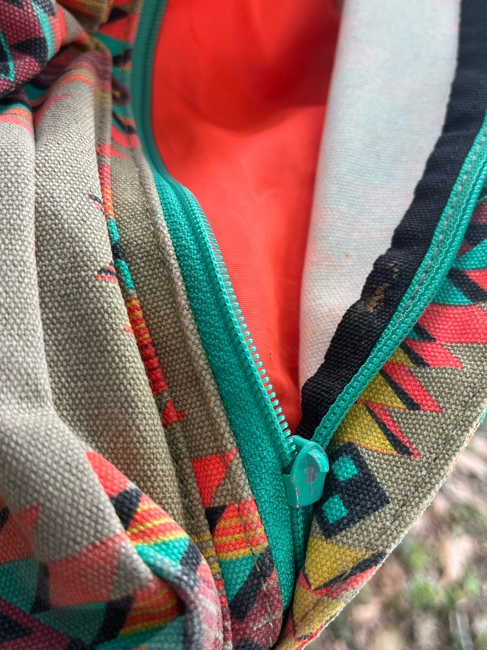 Kavu Beige Sling Pack with Teal & Coral Aztec Print Crossbody - Picture 6 of 6
